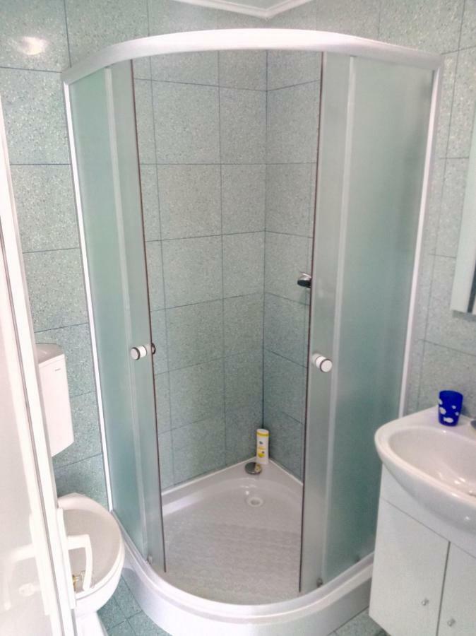 Camere De Inchiriat Carpati Хунедоара Экстерьер фото